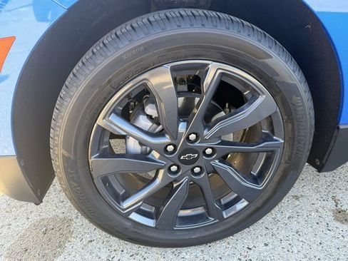 Used 2024 Chevrolet Equinox RS w/ RS Leather Package image 9