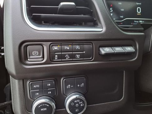 Certified 2023 GMC Yukon AT4 w/ AT4 Premium Package image 20