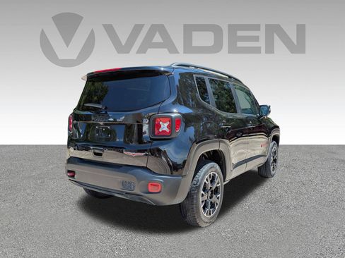 Used 2023 Jeep Renegade Trailhawk w/ Trailhawk Elite Group AWD/4WD image 23