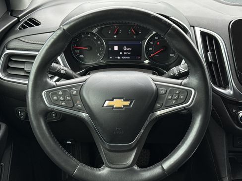 Used 2022 Chevrolet Equinox Premier FWD image 18