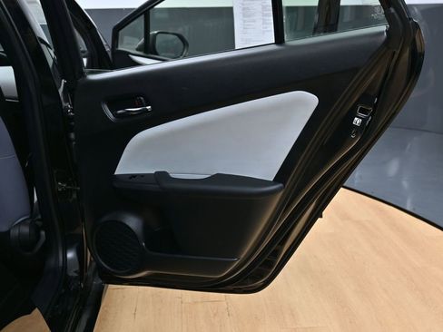 Used 2022 Toyota Prius LE image 35