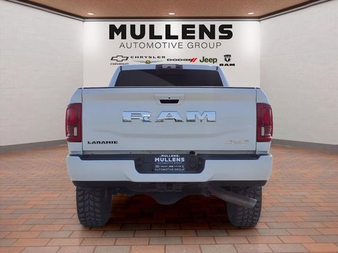 Used 2025 RAM 2500 Laramie AWD/4WD image 6