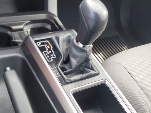Used 2023 Toyota Tacoma SR5 AWD/4WD image 26