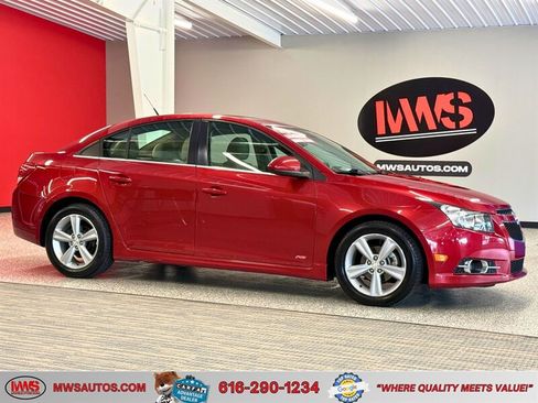 Used 2014 Chevrolet Cruze LT w/ RS Package FWD image 1
