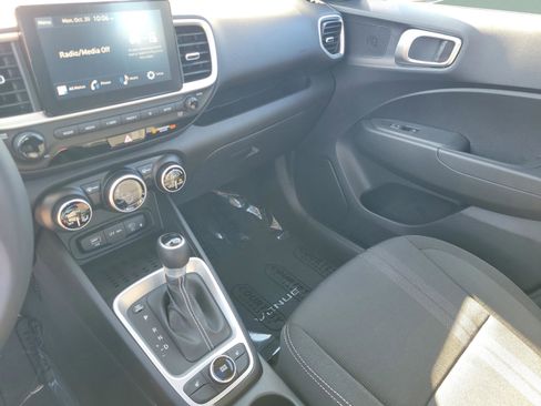 New 2026 Hyundai Venue SEL image 30