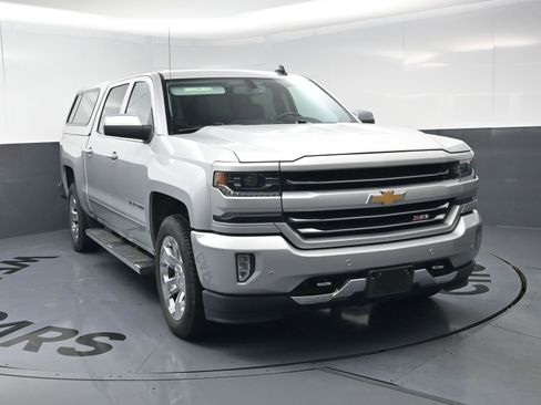 Used 2017 Chevrolet Silverado 1500 LTZ Z71 w/ LTZ Plus Package image 3