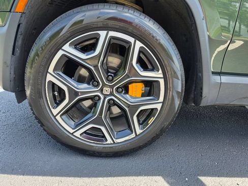 Used 2023 Rivian R1S Launch Edition AWD/4WD image 14