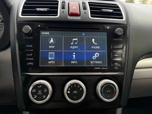 Used 2016 Subaru Forester 2.5i Premium image 8