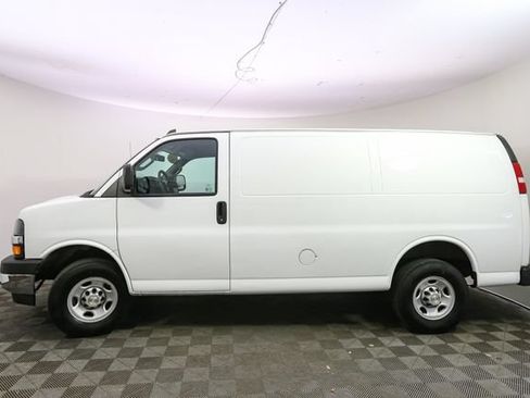 Used 2024 Chevrolet Express 2500 w/ Driver Convenience Package RWD image 6