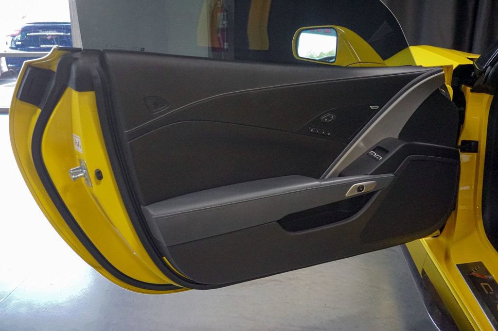 Used 2017 Chevrolet Corvette Z06 RWD image 18