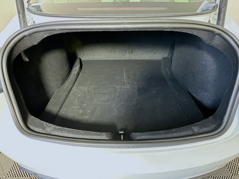 Used 2025 Tesla Model 3 Long Range RWD image 27