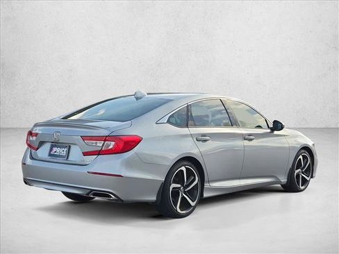 Used 2019 Honda Accord Sport image 5