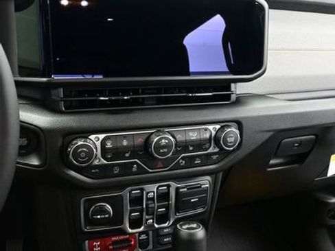 New 2026 Jeep Wrangler Unlimited Sport image 20