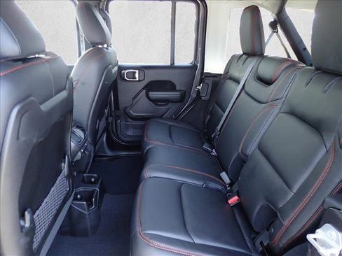 Used 2026 Jeep Wrangler Unlimited Rubicon w/ Safety Group AWD/4WD image 9