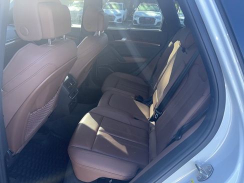 Certified 2023 Audi Q5 2.0T Prestige w/ Prestige Package image 3