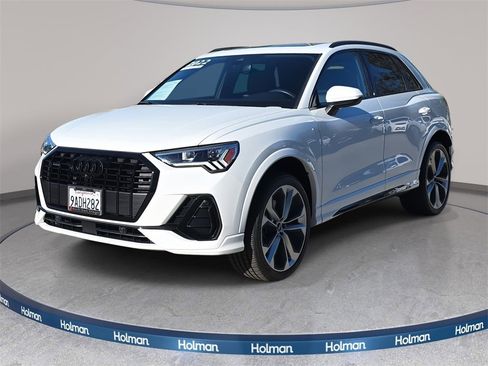 Used 2022 Audi Q3 2.0T Premium Plus w/ Premium Plus Package image 7