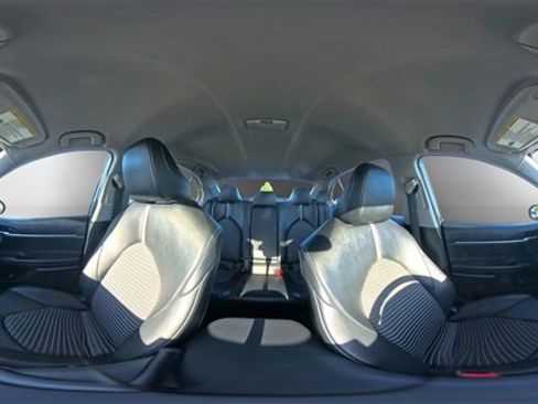 Used 2022 Toyota Camry SE image 34