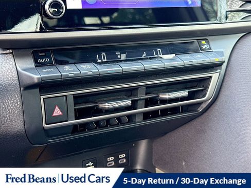 Used 2025 Toyota Camry LE FWD image 18