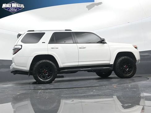 Used 2023 Toyota 4Runner SR5 Premium w/ Moonroof Package RWD image 16