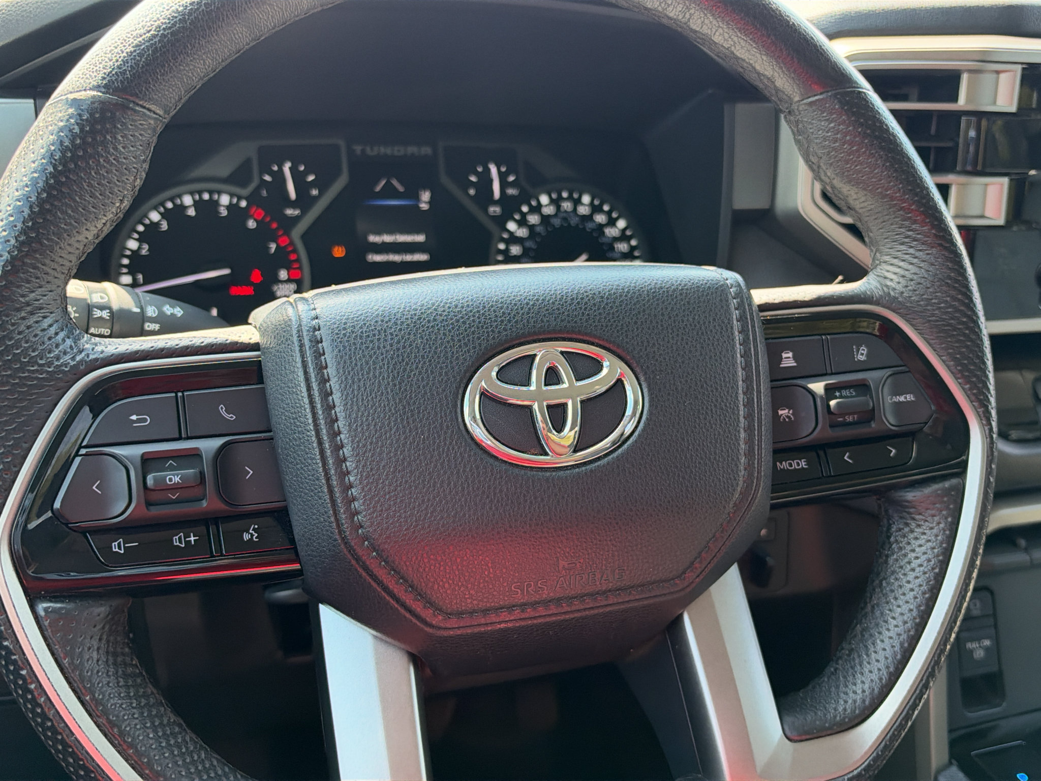 Used 2023 Toyota Tundra SR5 w/ SR5 Premium Package AWD/4WD image 27