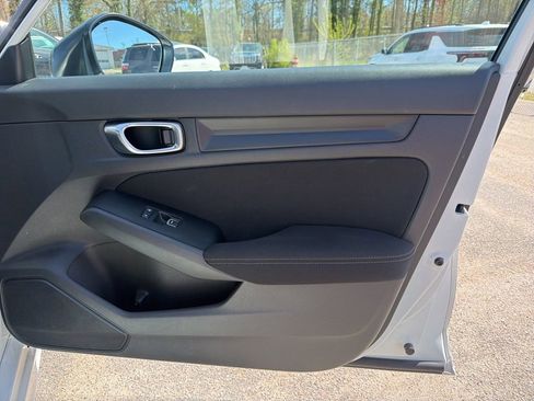 Used 2025 Honda Civic Sport image 28