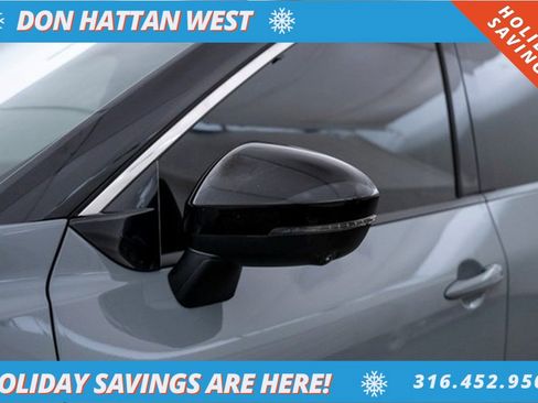 Used 2022 Nissan Rogue Platinum w/ Head-Up Display Package image 34