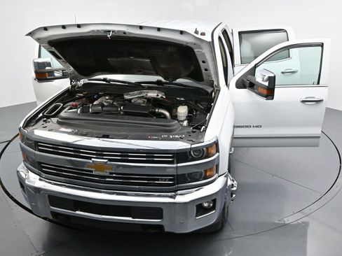Used 2018 Chevrolet Silverado 3500 LTZ w/ Duramax Plus Package AWD/4WD image 40