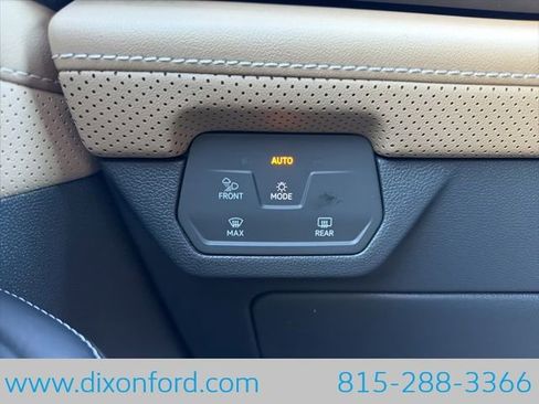 New 2026 Volkswagen Atlas Cross Sport SE AWD/4WD image 17