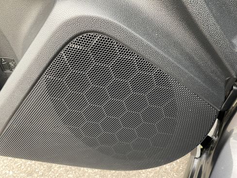 Used 2025 Subaru Crosstrek 2.0i Premium w/ Crosstrek Mirror Package image 31