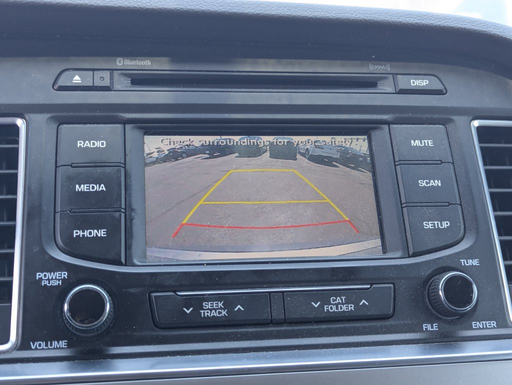 Used 2015 Hyundai Sonata SE w/ Option Group 09 FWD image 16