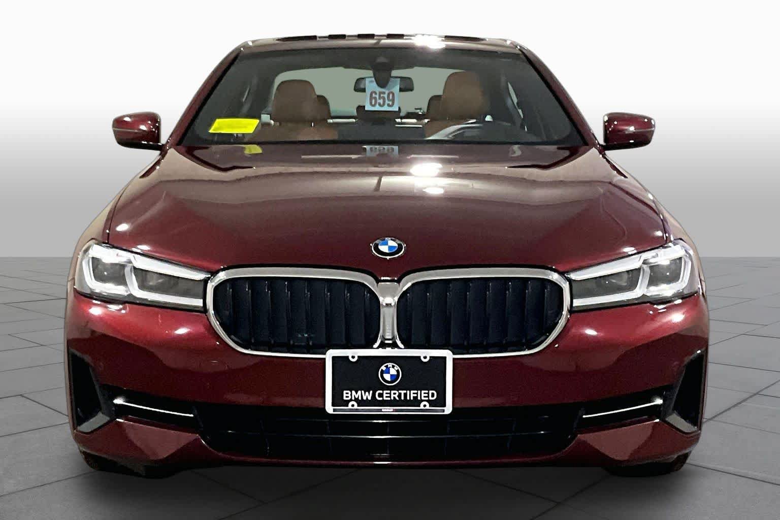Used 2023 BMW 530i xDrive w/ Premium Package AWD/4WD image 5