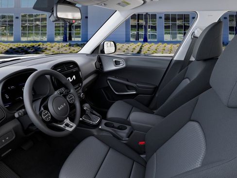 New 2025 Kia Soul S image 17