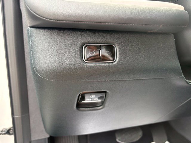 Used 2025 Lincoln Navigator Reserve AWD/4WD image 26