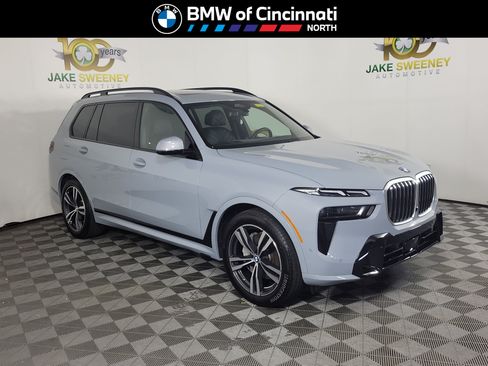 Certified 2025 BMW X7 xDrive40i w/ M Sport Package AWD/4WD image 1