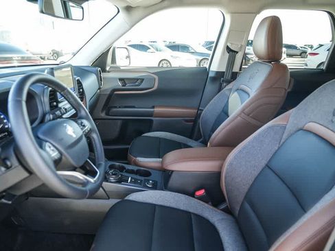 Certified 2024 Ford Bronco Sport Outer Banks w/ Tech Package AWD/4WD image 17