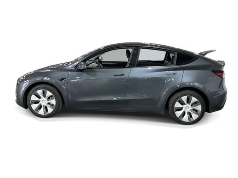 Certified 2023 Tesla Model Y Long Range AWD/4WD image 3