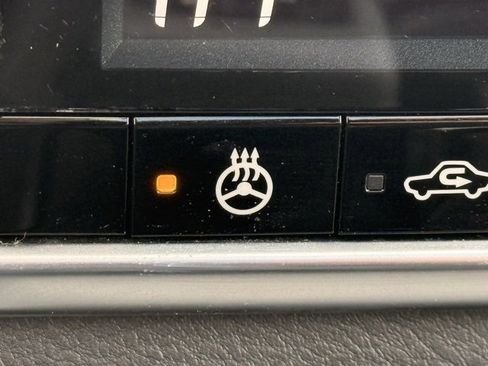 Certified 2023 Nissan Rogue SV w/ SV Premium Package image 37