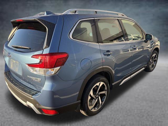 Used 2023 Subaru Forester Touring AWD/4WD image 4