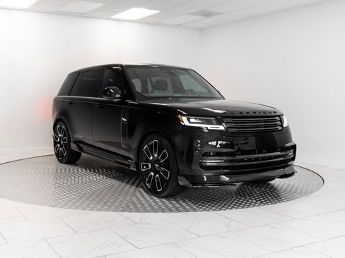 Used 2024 Land Rover Range Rover Long Wheelbase SE AWD/4WD image 1