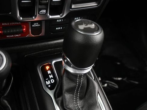 Used 2025 Jeep Wrangler Unlimited Sport AWD/4WD image 19
