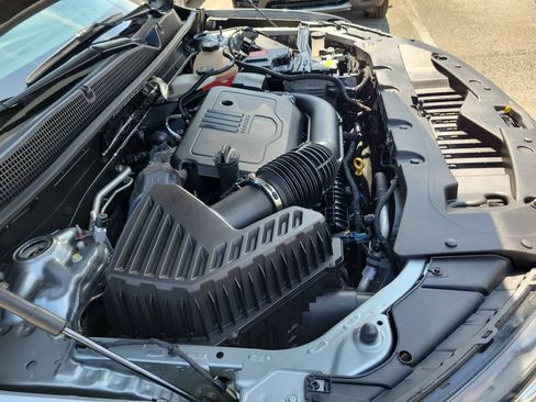 Used 2025 Chevrolet Blazer LT FWD image 37