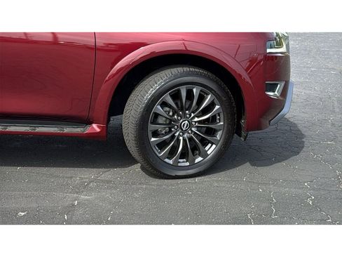 Used 2023 Nissan Armada Platinum AWD/4WD image 11
