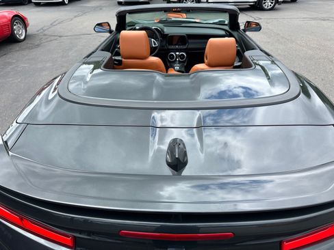 Used 2017 Chevrolet Camaro SS RWD image 13