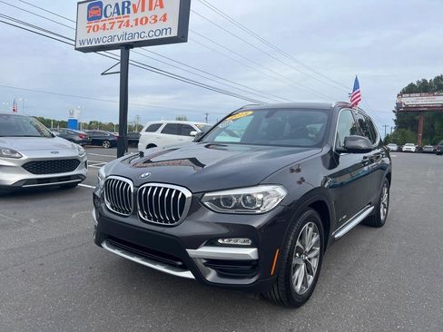 Used 2018 BMW X3 xDrive30i image 1
