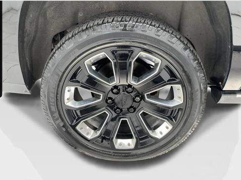 Used 2019 GMC Yukon XL Denali w/ Denali Ultimate Package RWD image 14