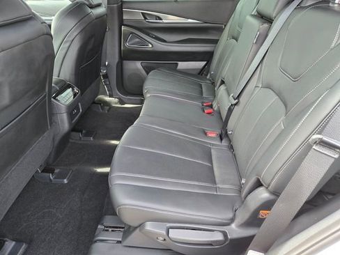 Certified 2025 INFINITI QX60 Luxe w/ Black Edition AWD/4WD image 13