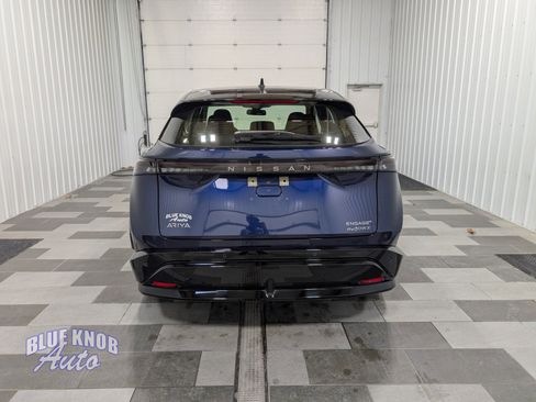 Used 2024 Nissan Ariya AWD image 3