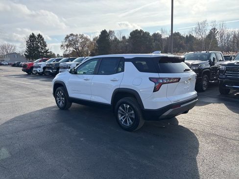 New 2026 Chevrolet Equinox LT image 7