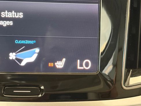 Used 2019 Volvo S60 T6 Momentum w/ Multimedia Package AWD/4WD image 25
