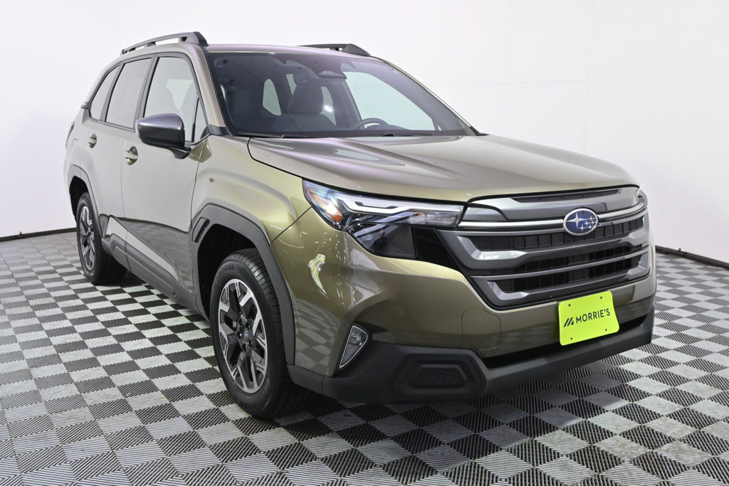 Used 2025 Subaru Forester Premium AWD/4WD image 9
